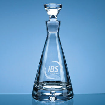 Pyramid decanter